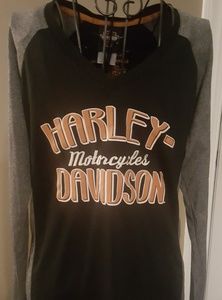 Harley Davidson long sleeve shirt. Never worn.